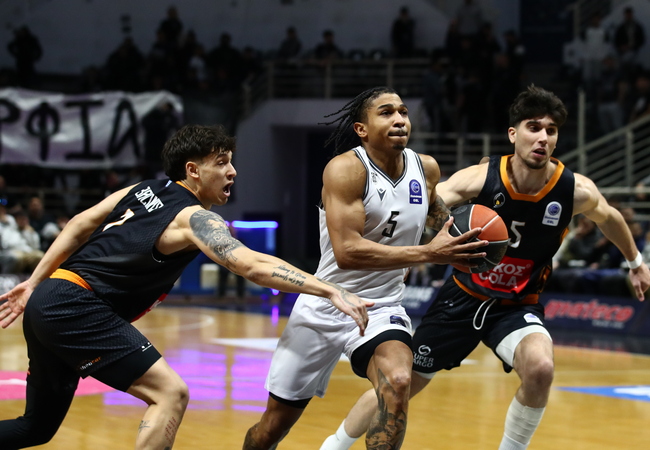 PAOK Thống Trị Trận Đấu: Bước Tiến Vững Chắc Tới Playoffs