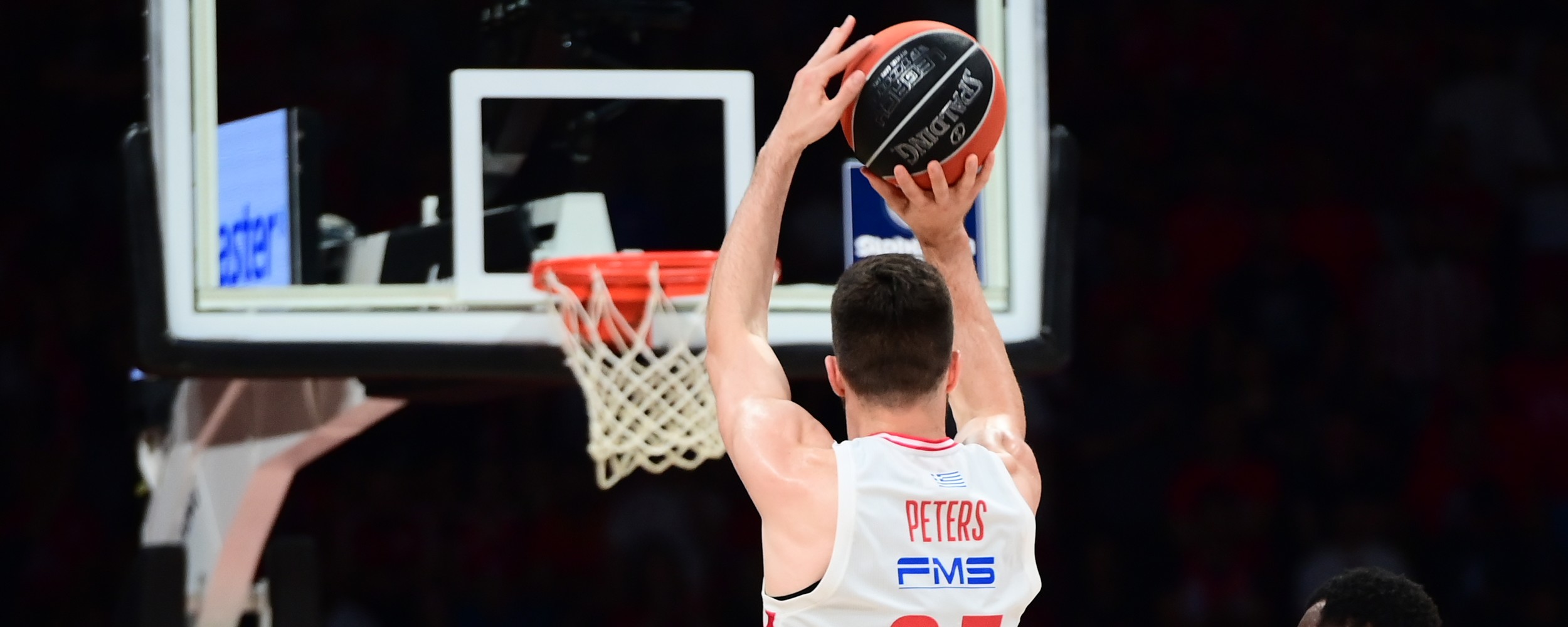 Olympic cháy rực sau chức vô địch Euroleague, dẫn trước AEK 1-0